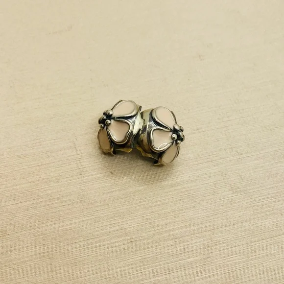 EUC Pandora 791041EN40 Sterling Silver Cherry Blossom Clip w/ Pink Enamel
